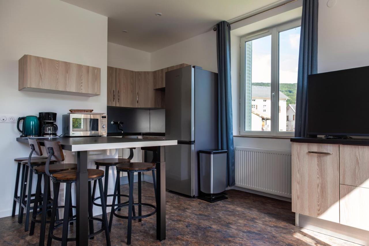 Appartement La Batisse L'Arbre Beige à Le Petit-Abergement Extérieur photo