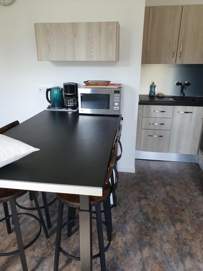 Appartement La Batisse L'Arbre Beige à Le Petit-Abergement Extérieur photo